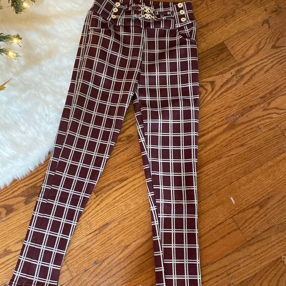 Strips pants